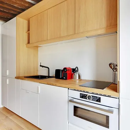 Charming For 2 People - Le Marais * Paris
