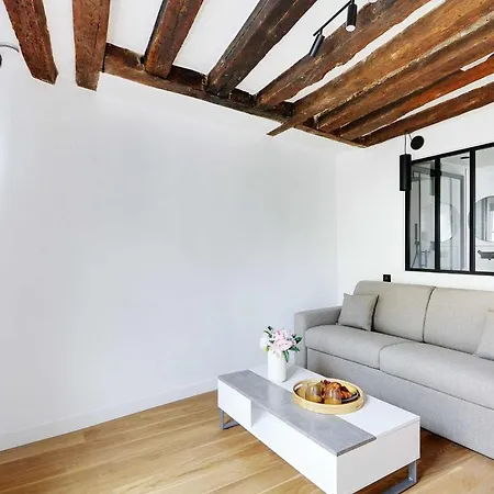Charming For 2 People - Le Marais Paris